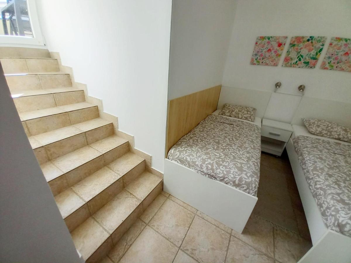 Apartment Karlo Медулин Экстерьер фото